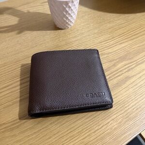 Men’s coach wallet